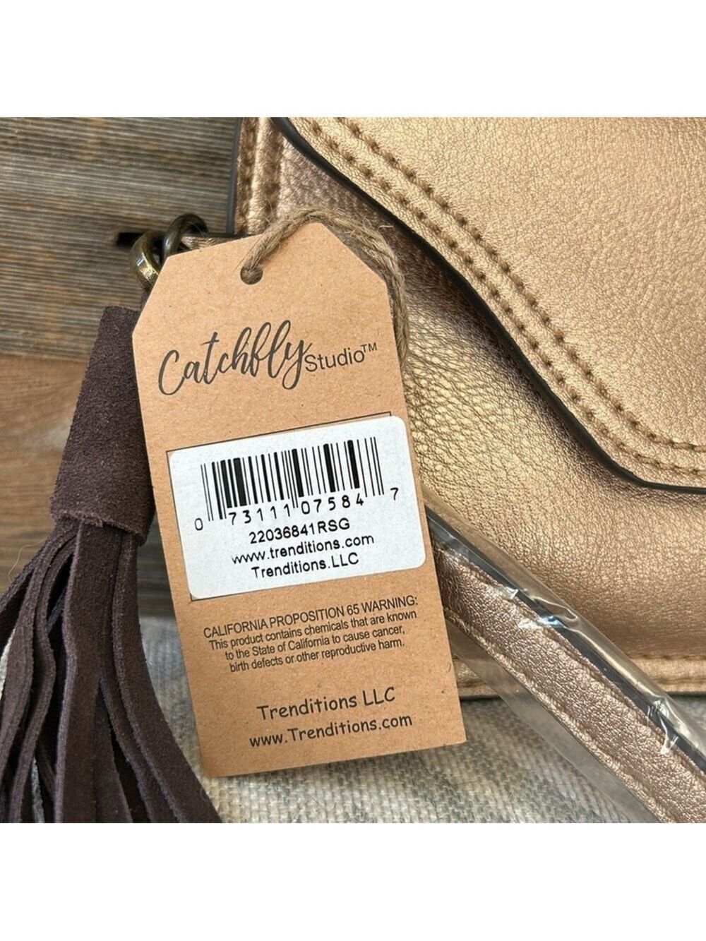 Catchfly Gold Leather Wristlet Clutch with Tassel NWT - Picture 8 of 8